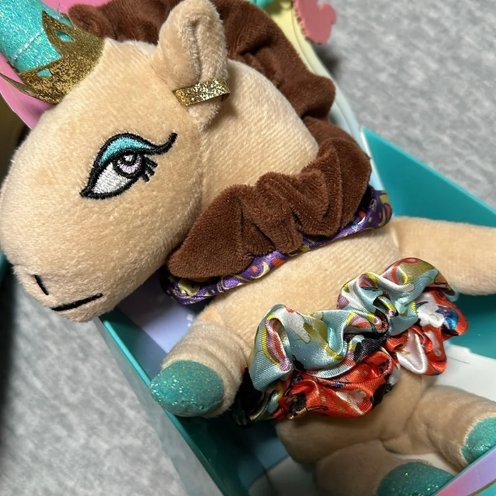 Afro unicorn toy and scrunchie set